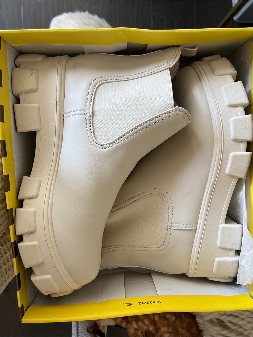 Circus by Sam Edelman Cream Chunky Chelsea Ankle Boots